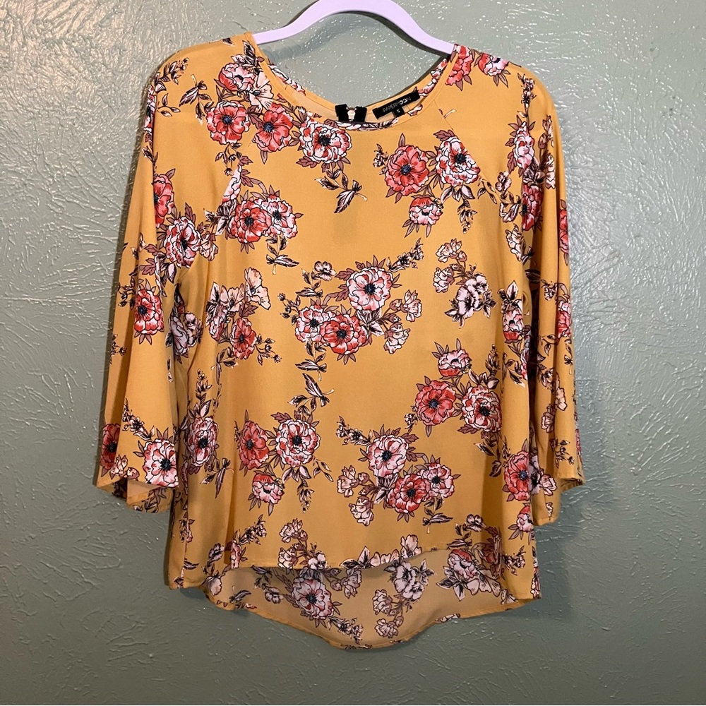 Papermoon Dark Yellow/Gold Asymmetrical 3/4 Sleeve Blouse